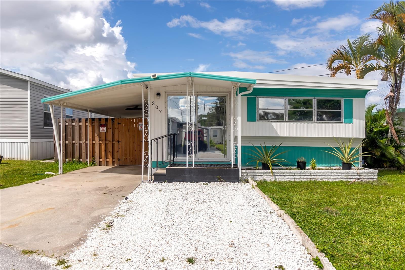 Details for 307 52nd Avenue Drive W, BRADENTON, FL 34207