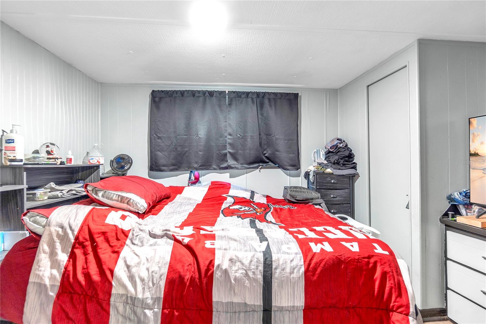 Image 11 of 36 For 307 52nd Avenue Drive W