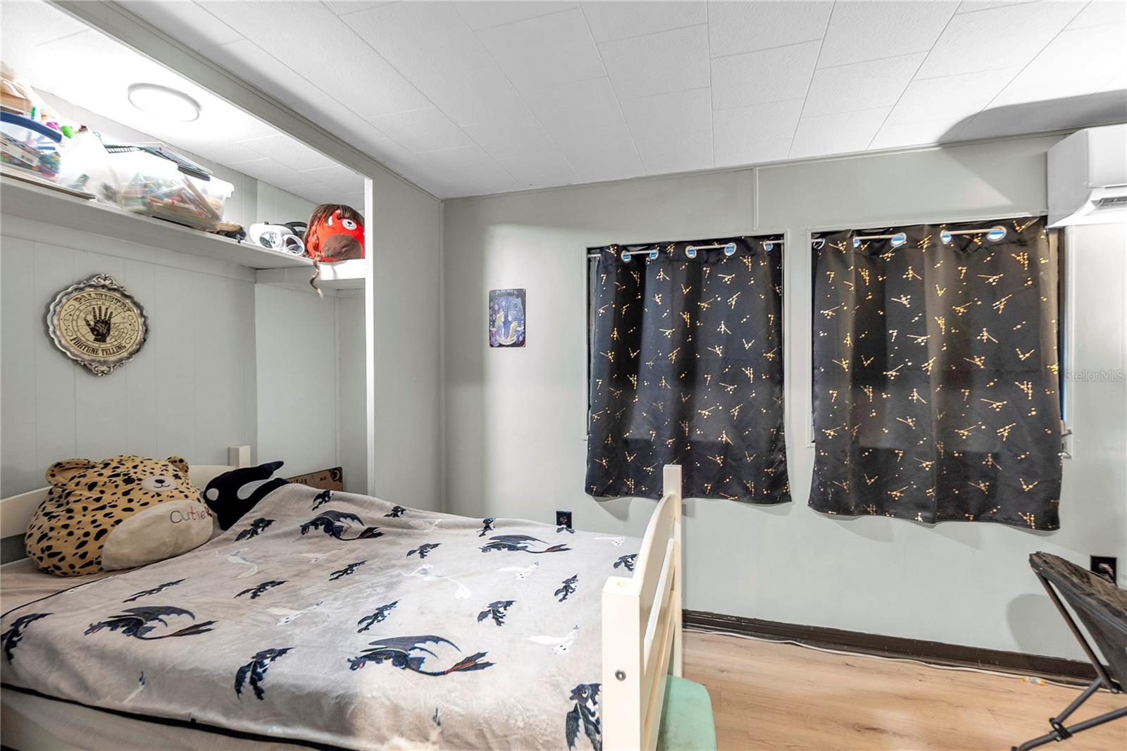 Image 13 of 36 For 307 52nd Avenue Drive W