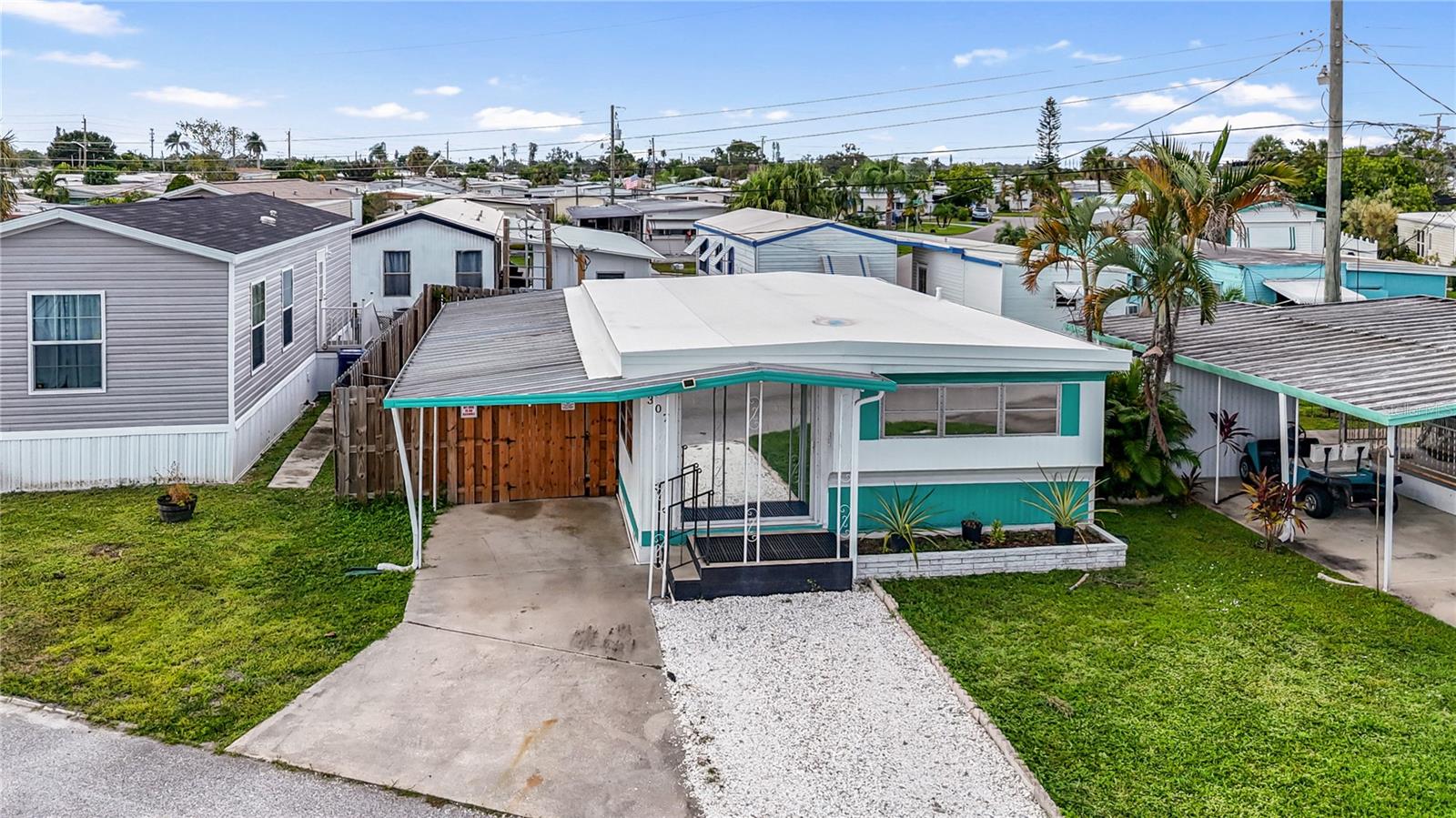 Image 26 of 36 For 307 52nd Avenue Drive W