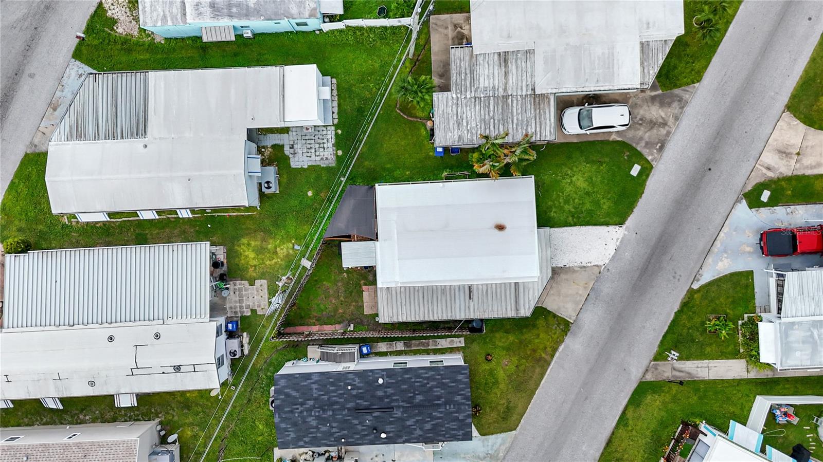 Image 29 of 36 For 307 52nd Avenue Drive W