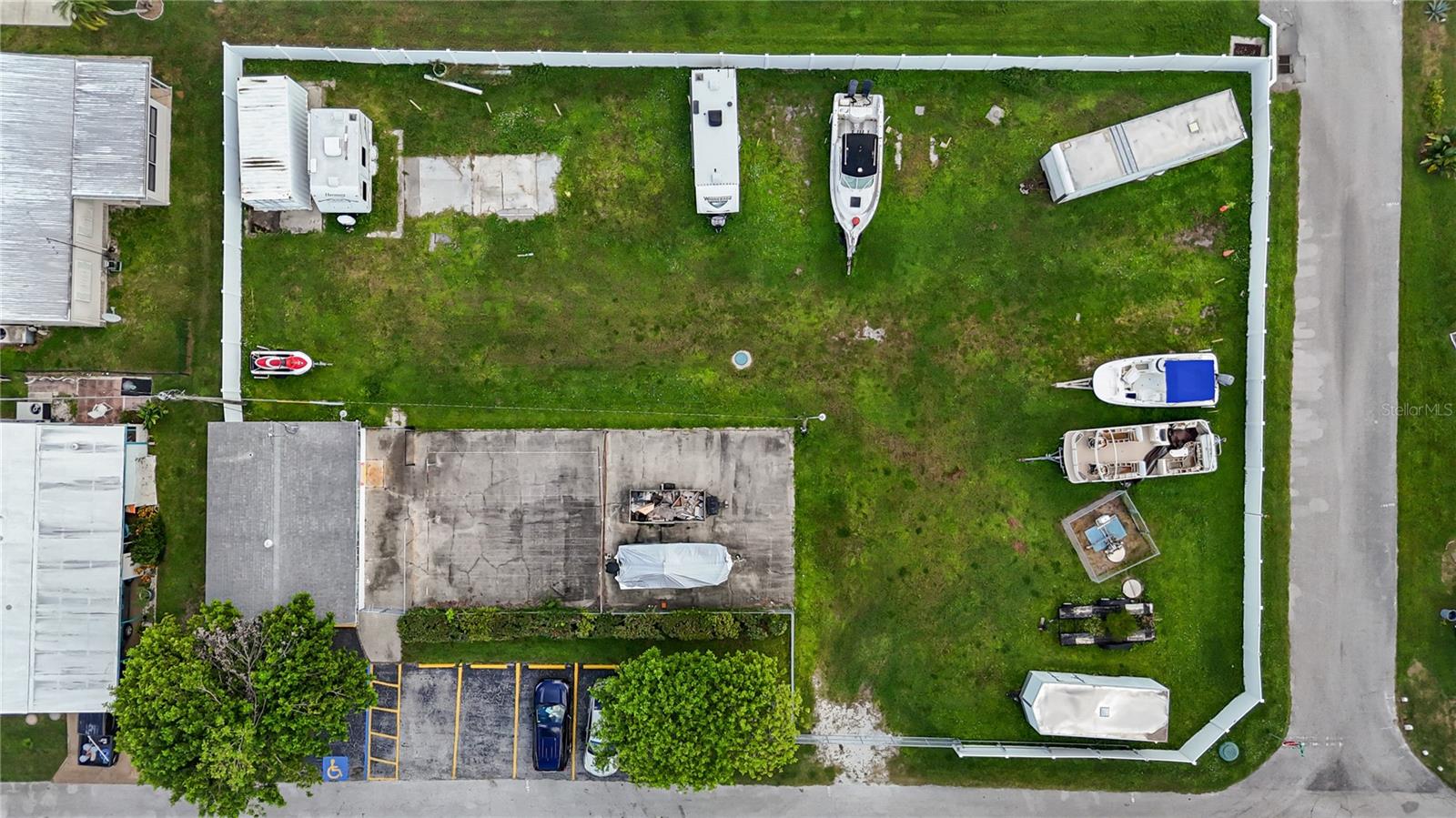 Image 35 of 36 For 307 52nd Avenue Drive W