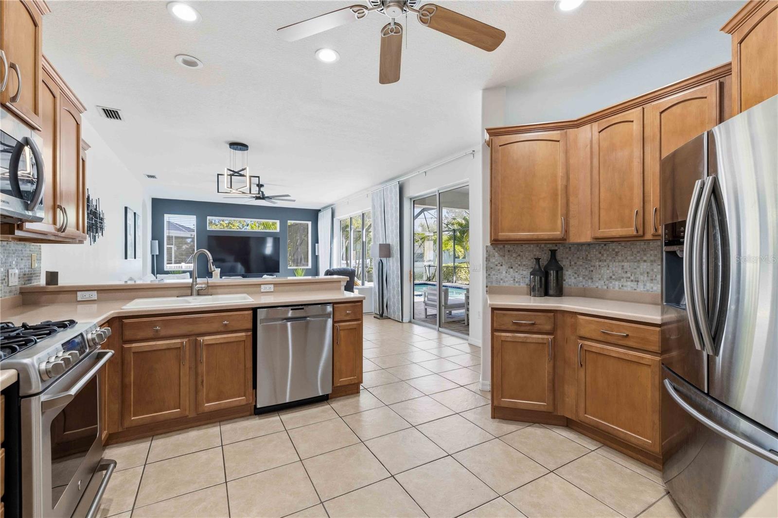 Image 15 of 40 For 13864 Wood Duck Circle