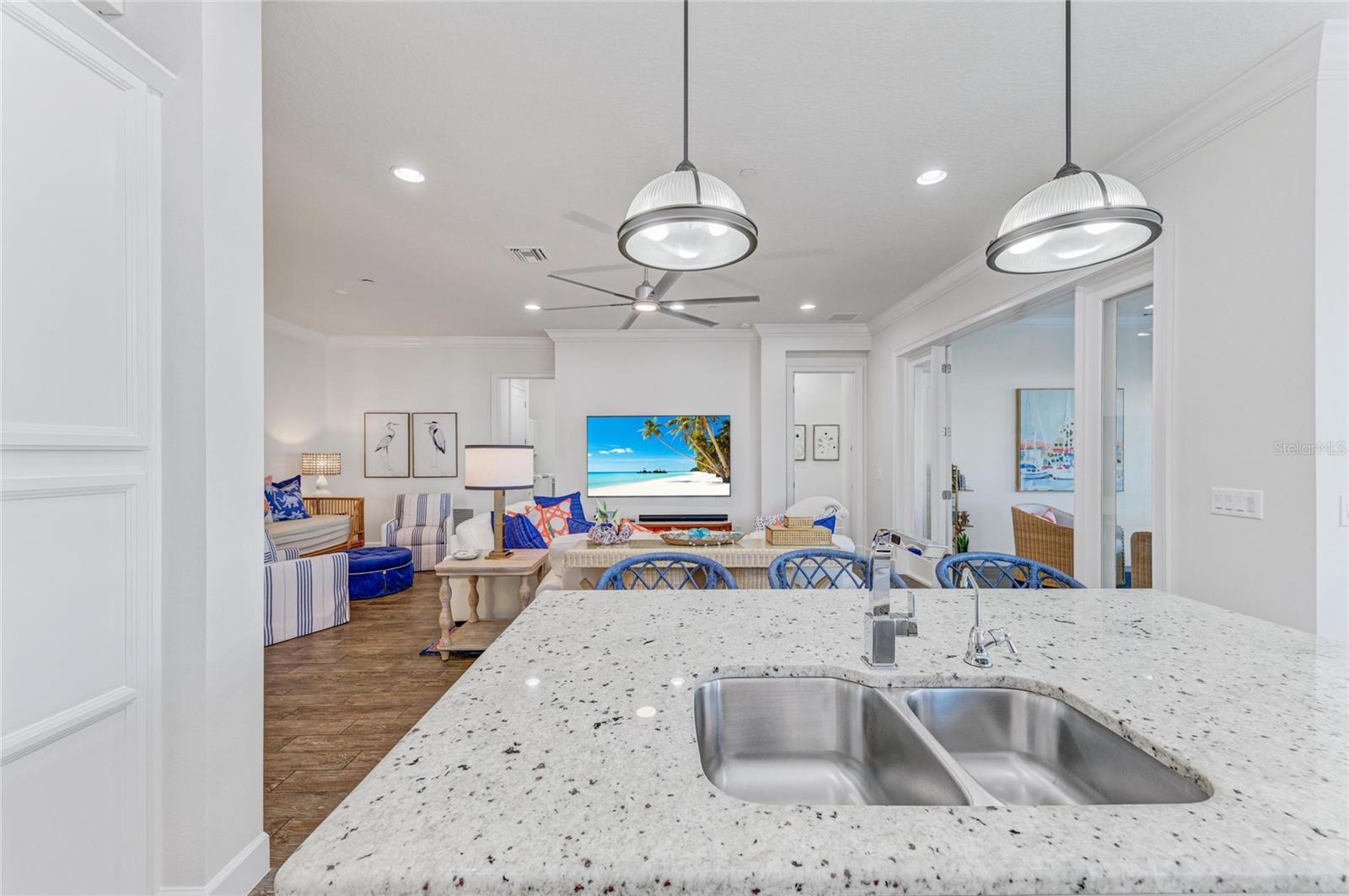 Image 20 of 98 For 334 Castaway Cay Drive 101