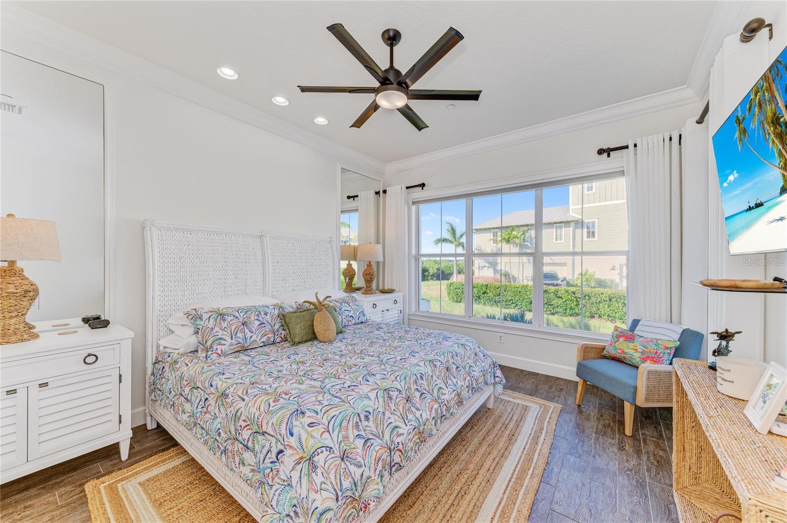 Image 24 of 98 For 334 Castaway Cay Drive 101