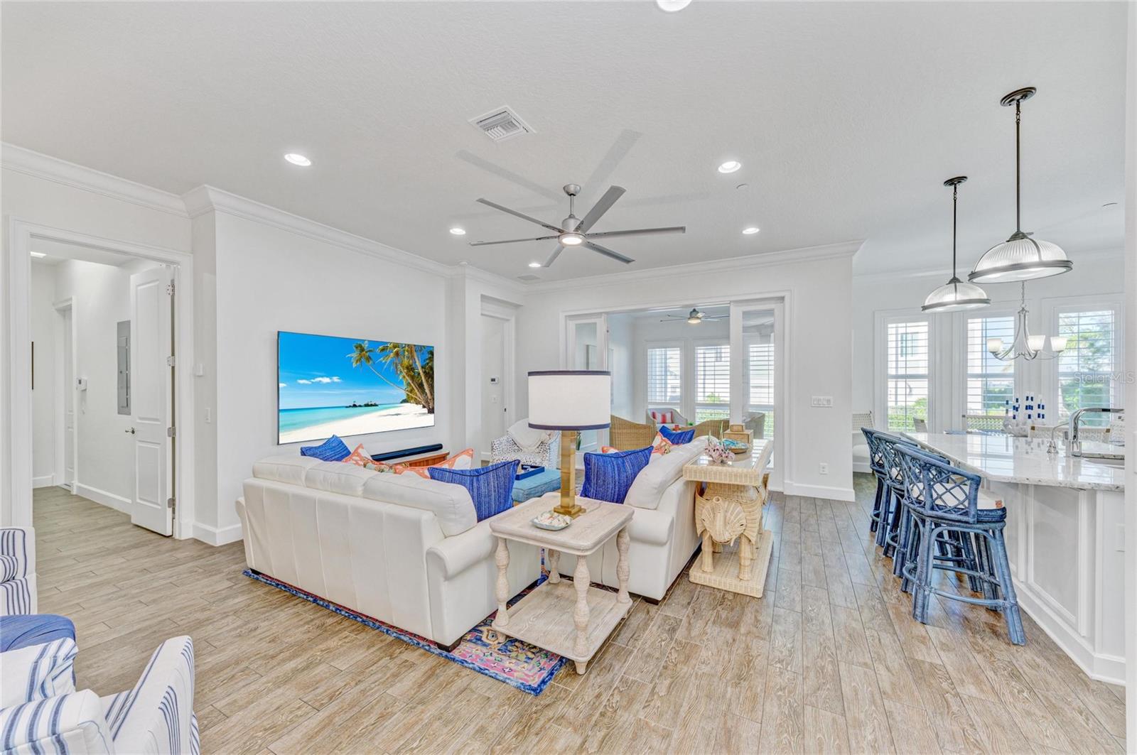 Image 9 of 98 For 334 Castaway Cay Drive 101