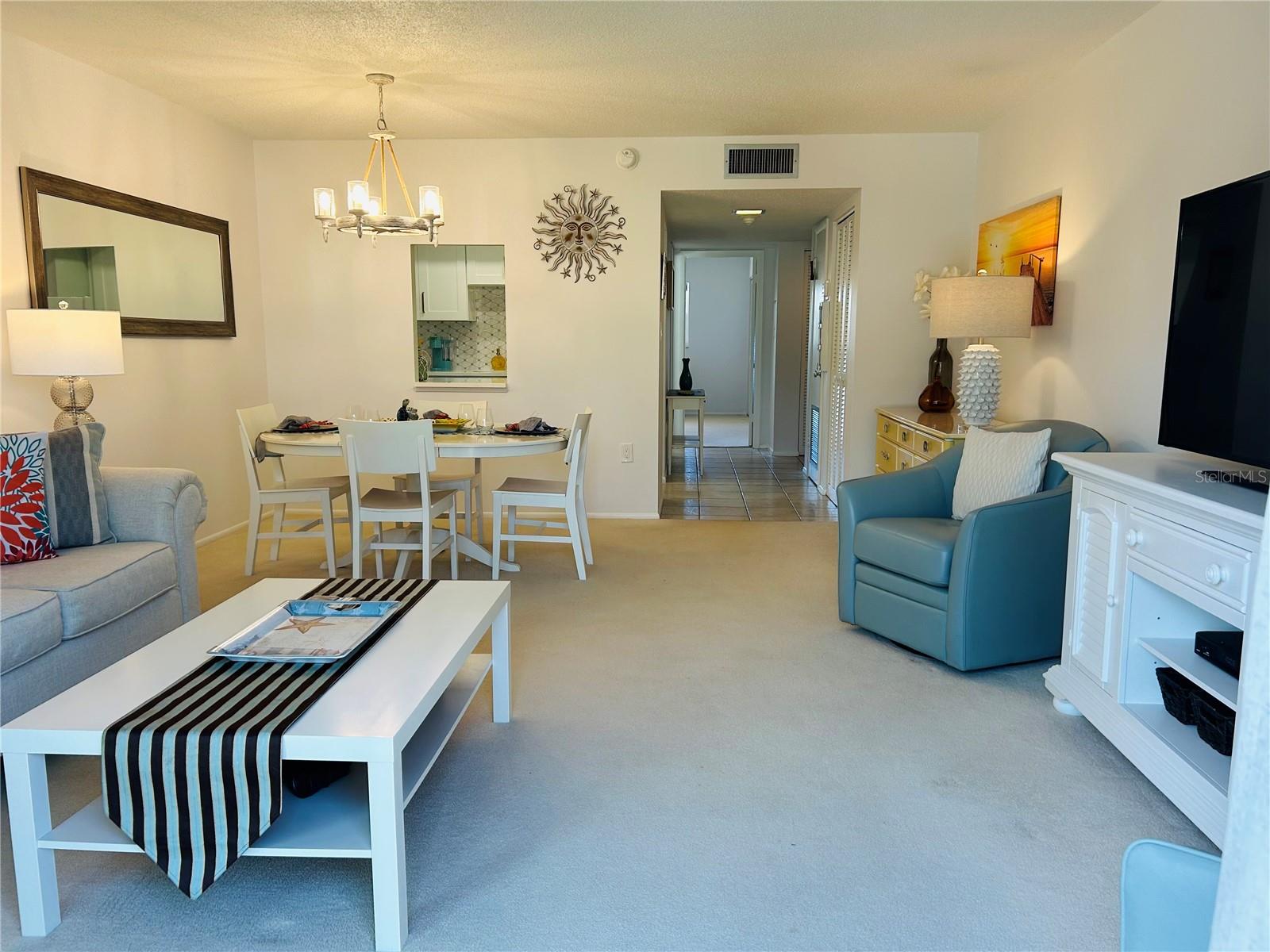 Image 21 of 48 For 8625 Midnight Pass Road 305b