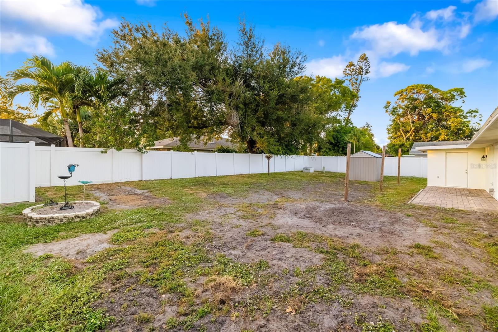 Image 34 of 46 For 2208 34th Street W