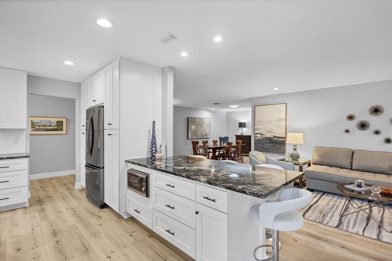 Image 15 of 49 For 3714 Glen Oaks Manor Drive