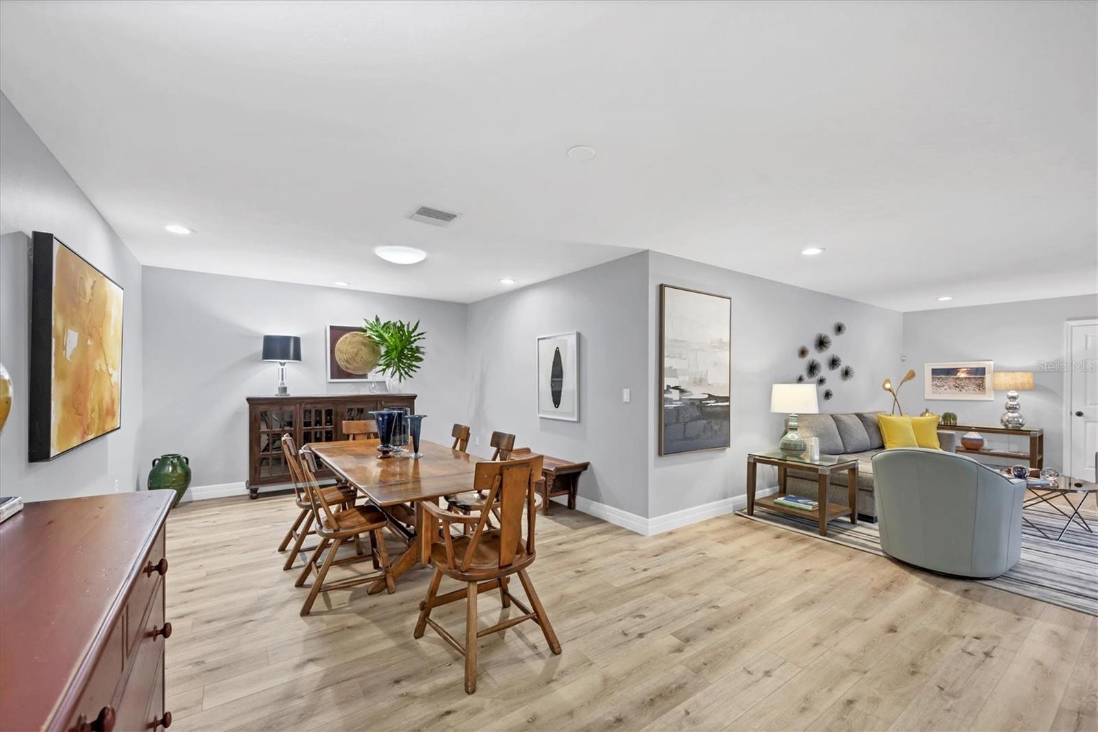 Image 23 of 49 For 3714 Glen Oaks Manor Drive