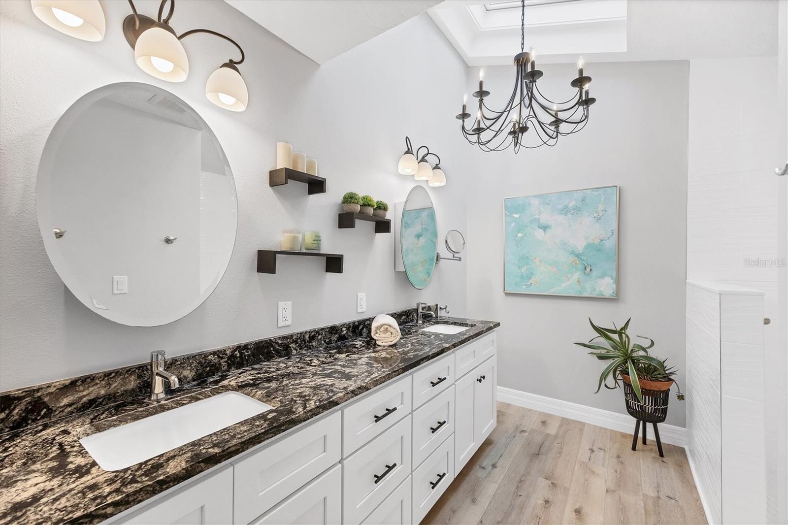 Image 28 of 49 For 3714 Glen Oaks Manor Drive