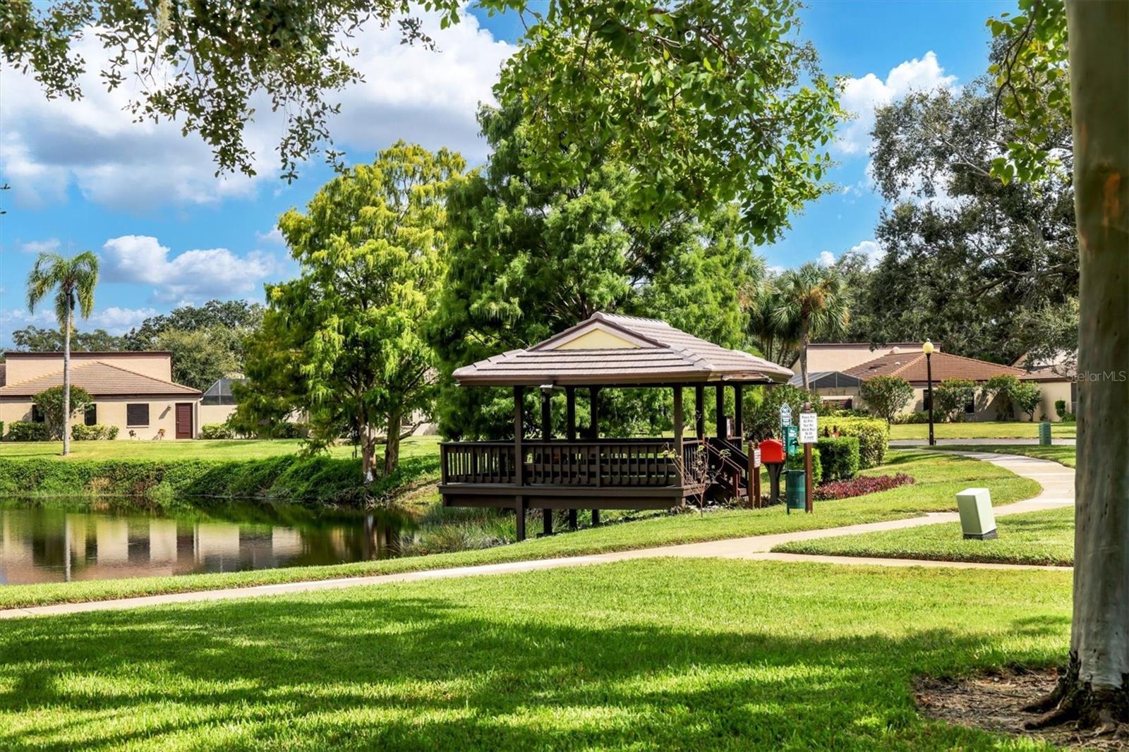 Image 42 of 49 For 3714 Glen Oaks Manor Drive