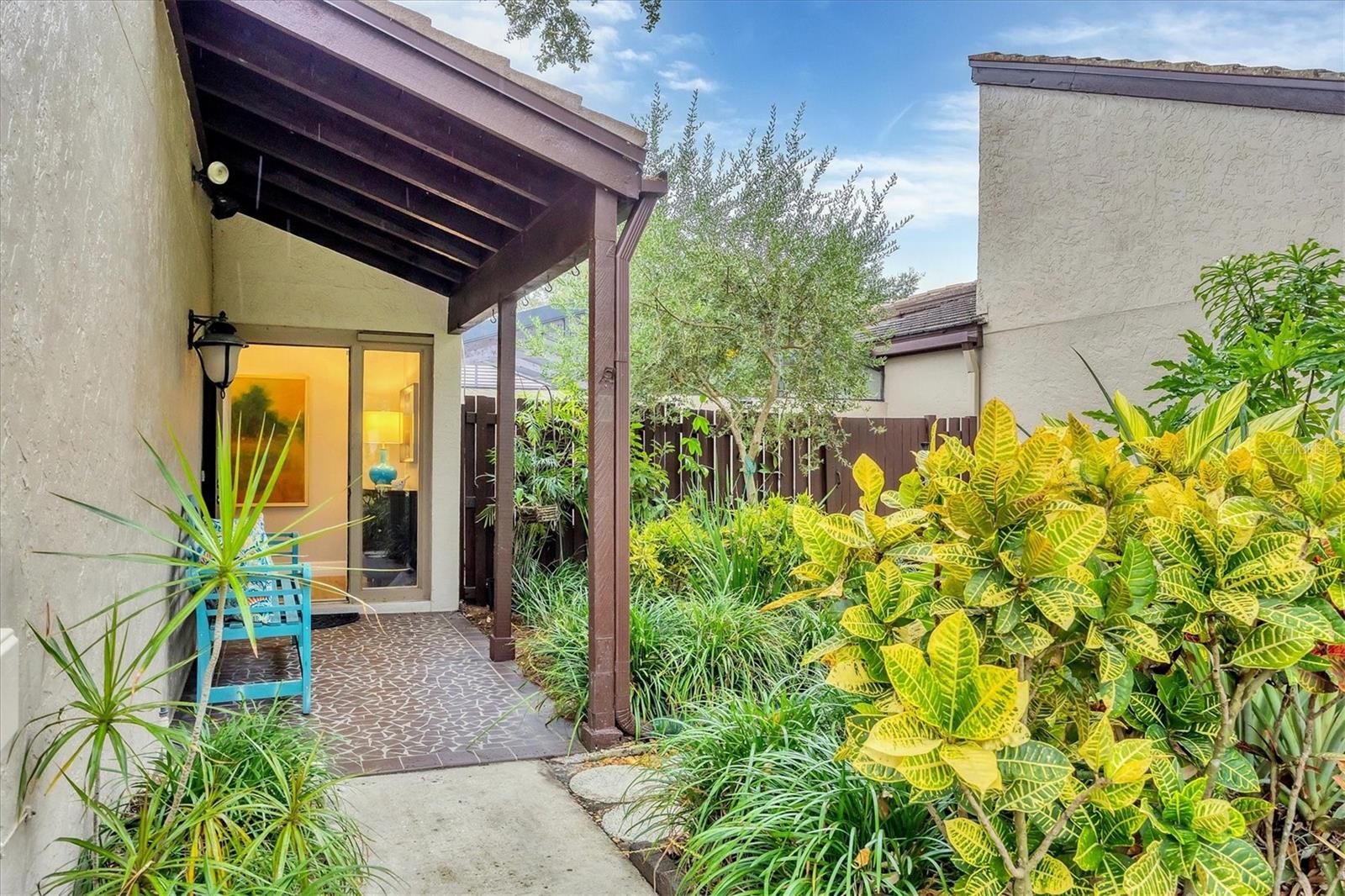 Image 8 of 49 For 3714 Glen Oaks Manor Drive