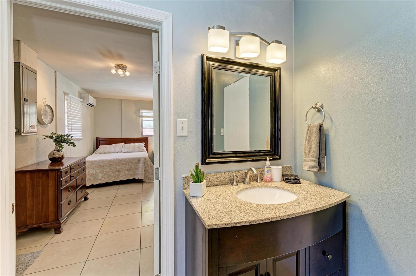 Image 23 of 38 For 2110 Goldenrod Street