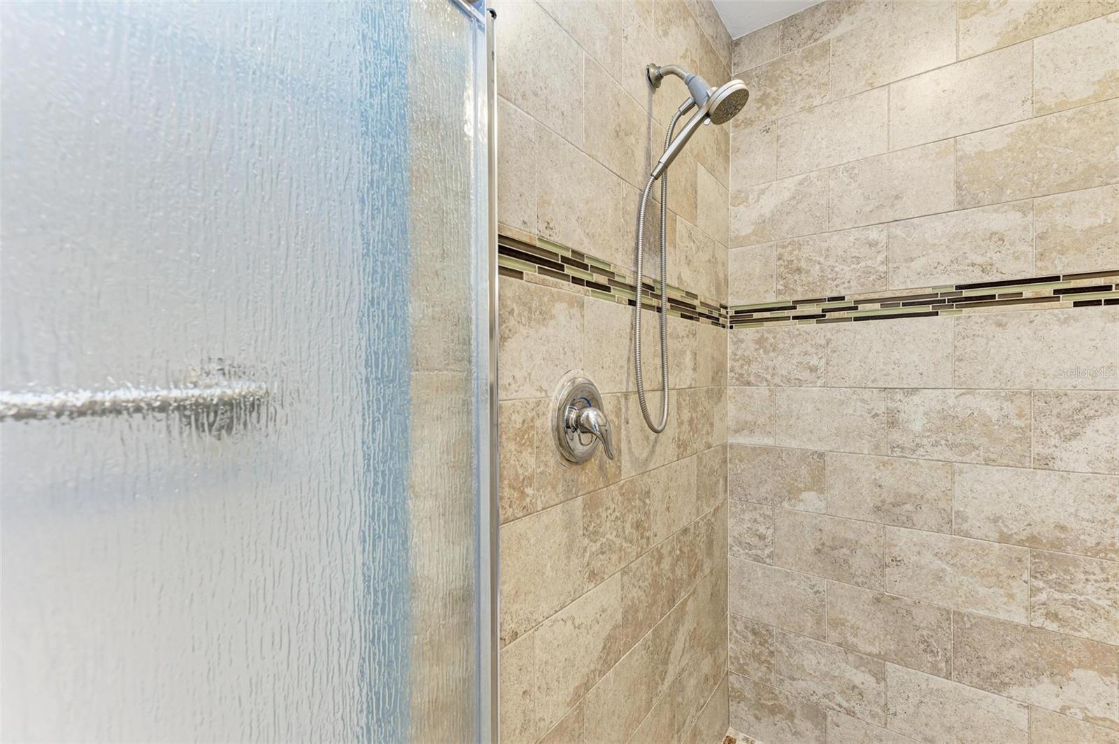 Image 25 of 38 For 2110 Goldenrod Street