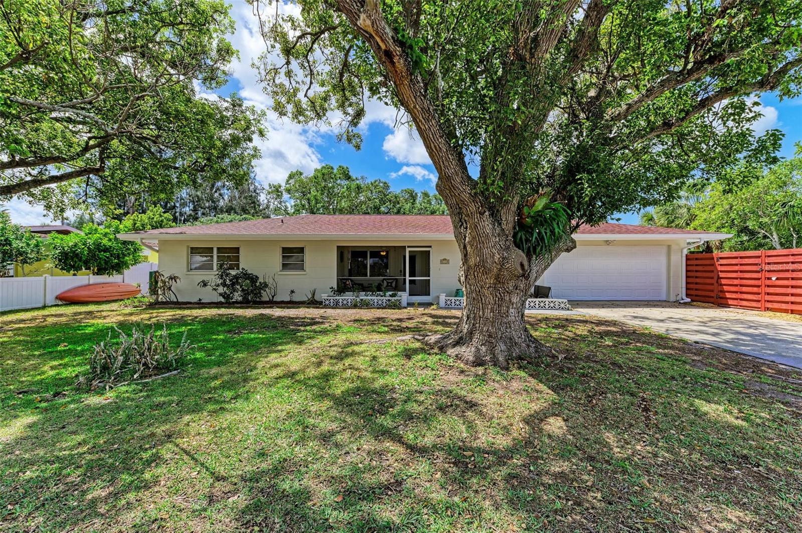 Image 38 of 38 For 2110 Goldenrod Street