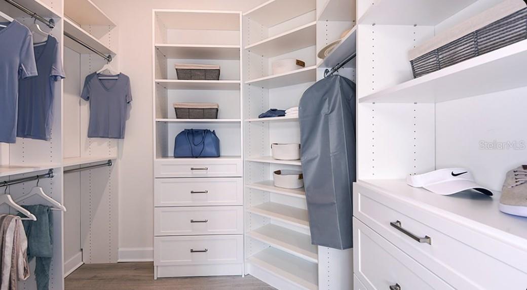 Image 13 of 37 For 16331 San Donato Place