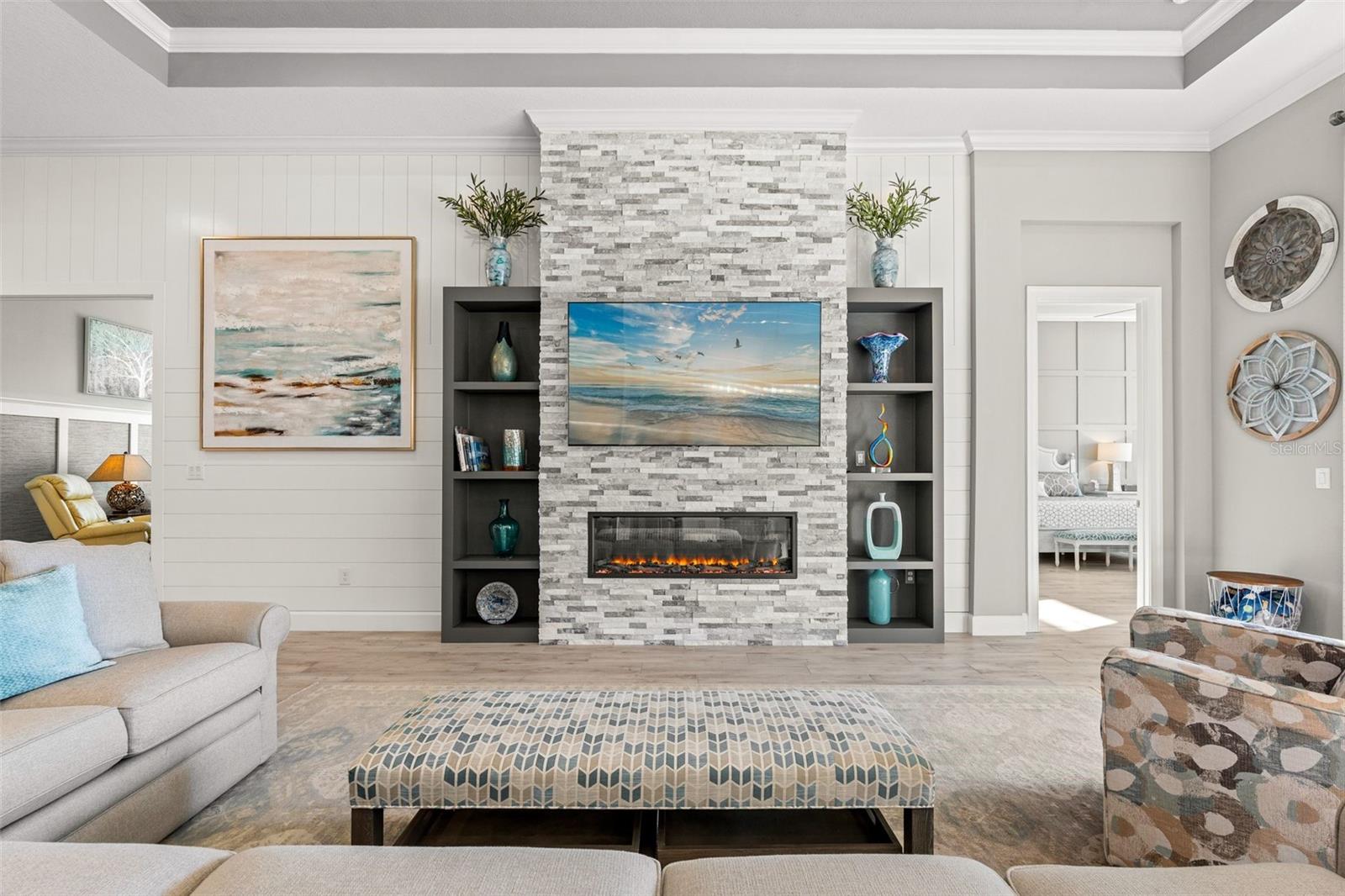 Image 17 of 84 For 15126 Derna Terrace