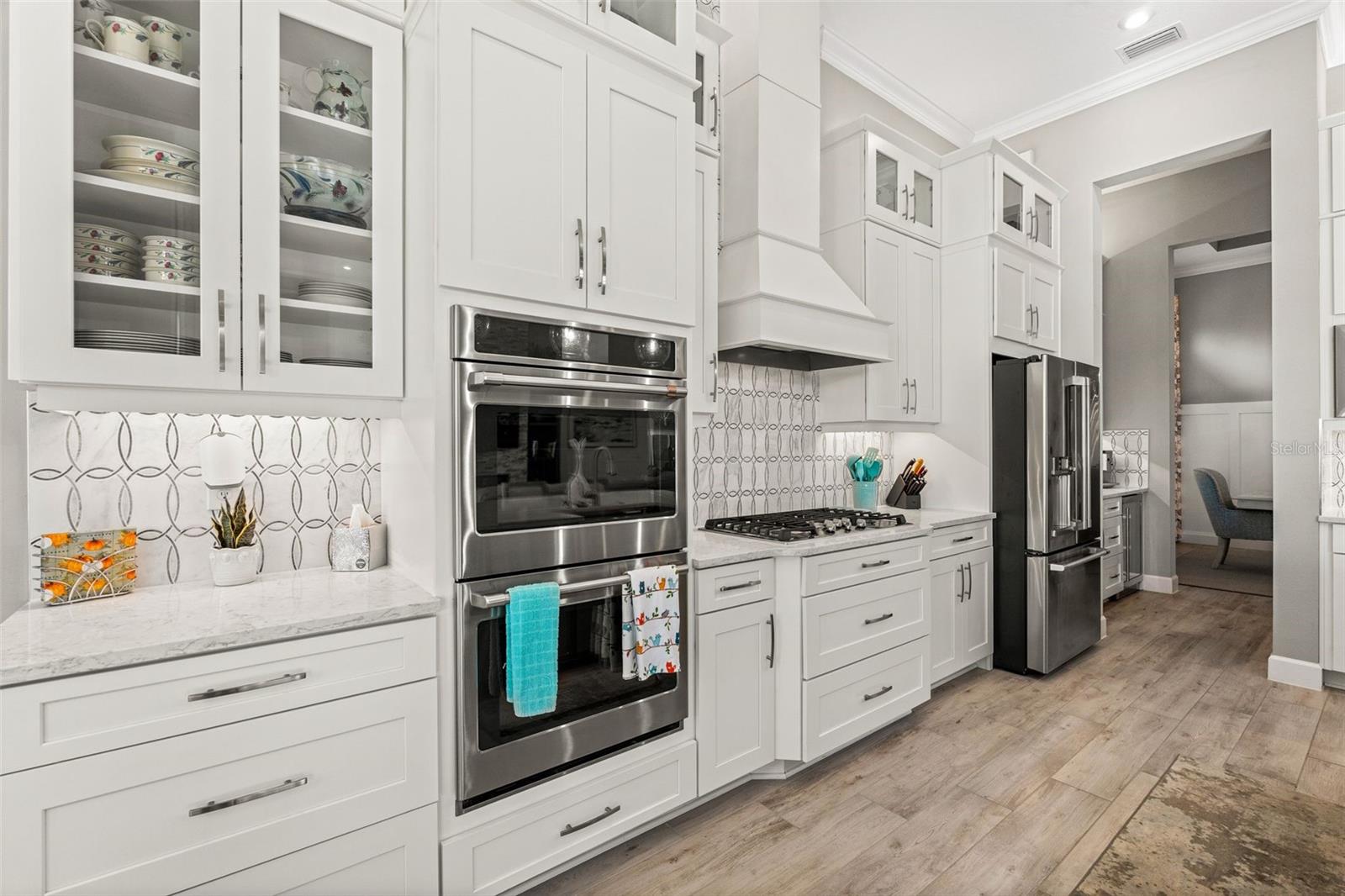 Image 21 of 84 For 15126 Derna Terrace