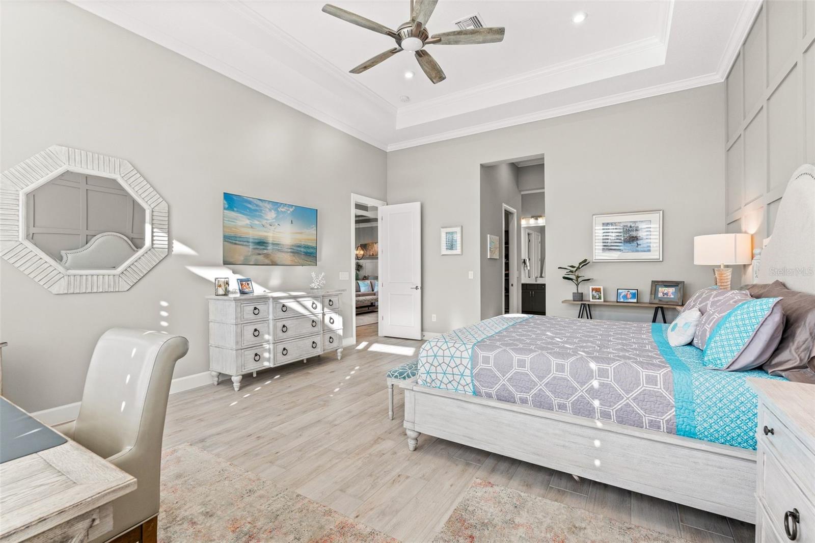 Image 30 of 84 For 15126 Derna Terrace