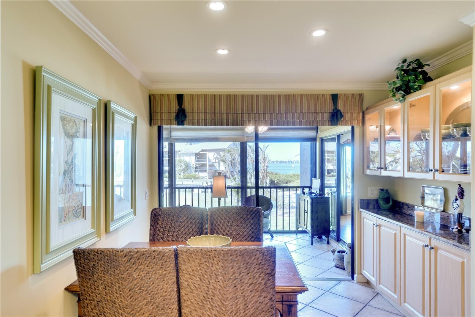 Image 17 of 36 For 3920 Mariners Way 311c