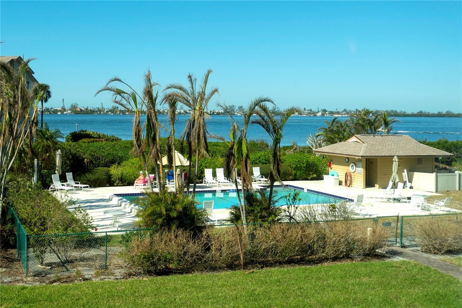 Image 28 of 36 For 3920 Mariners Way 311c