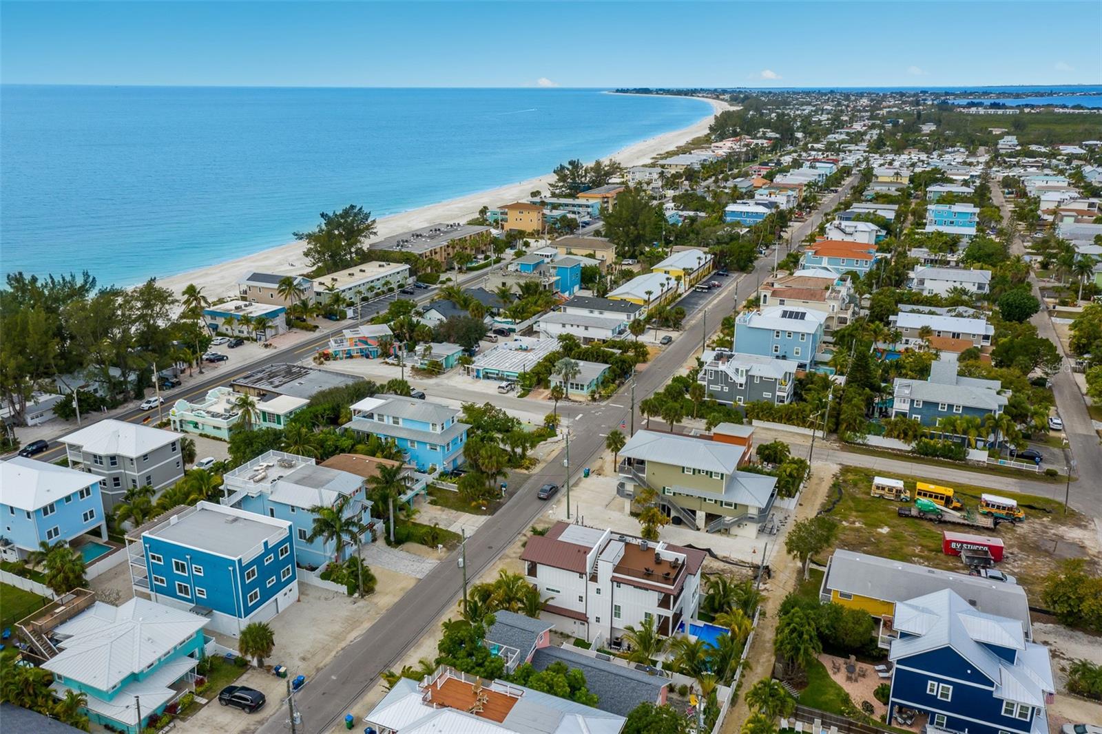 Image 18 of 59 For 2213 Avenue C