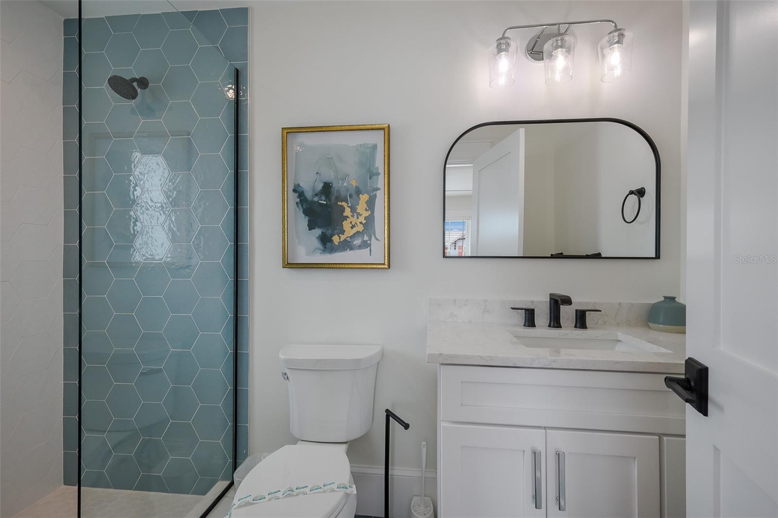 Image 30 of 59 For 2213 Avenue C