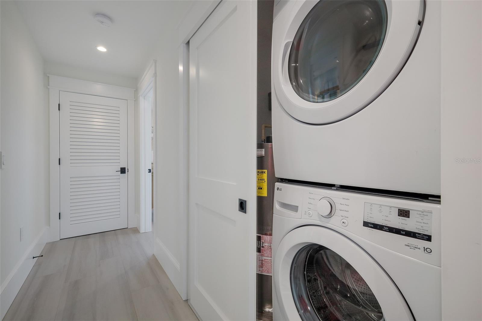 Image 35 of 59 For 2213 Avenue C