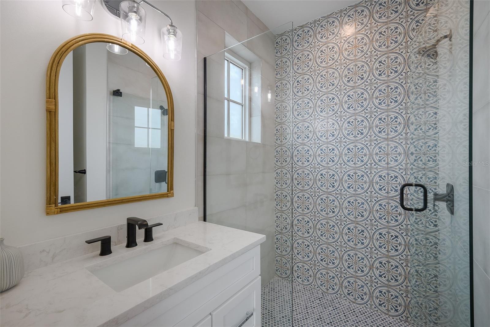 Image 46 of 59 For 2213 Avenue C