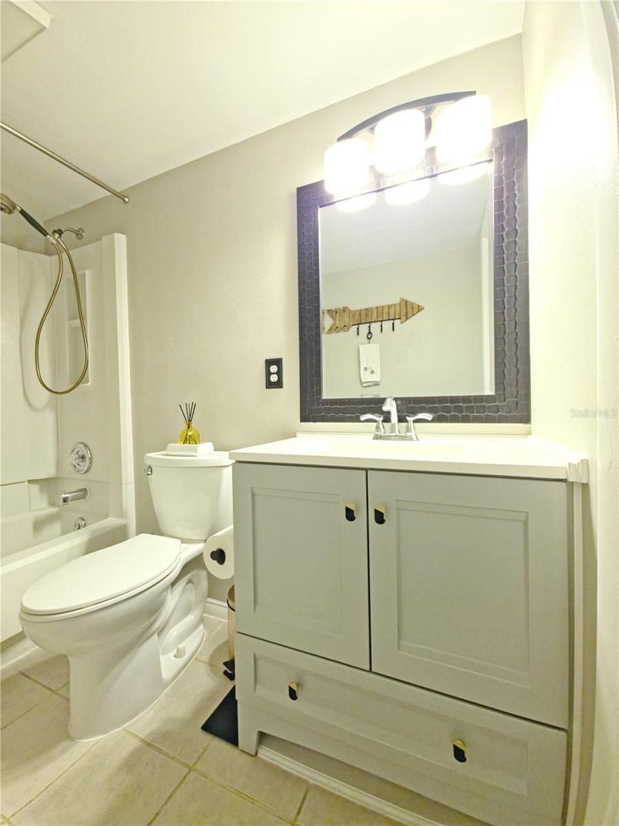 Image 20 of 26 For 503 Albee Farm Road B1