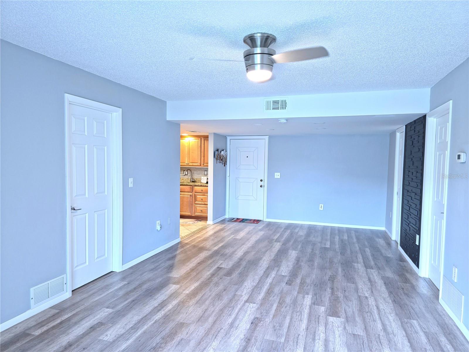 Image 8 of 26 For 503 Albee Farm Road B1