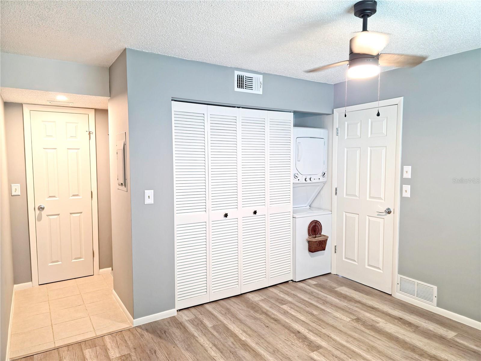 Image 9 of 26 For 503 Albee Farm Road B1