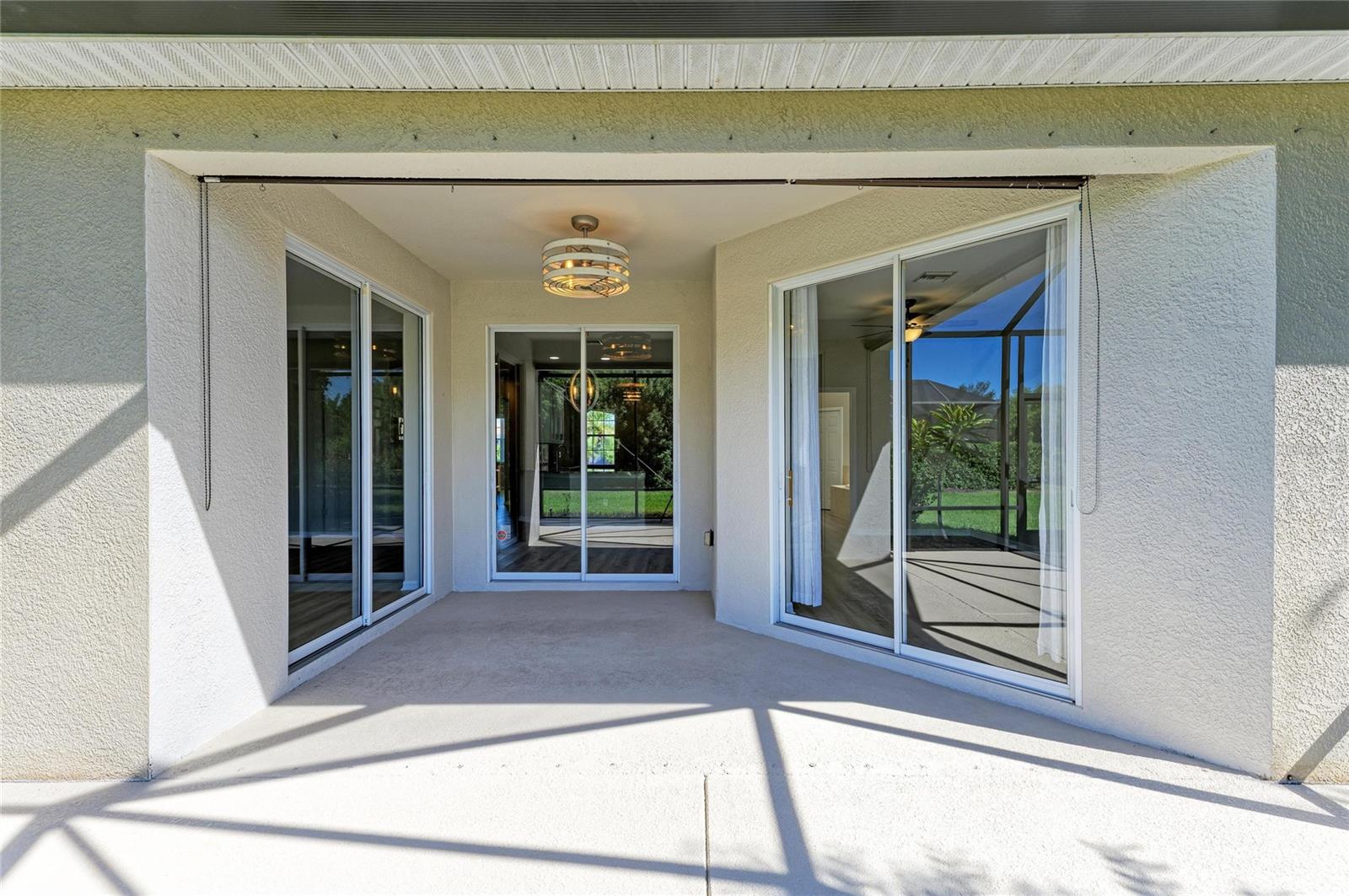 Image 37 of 63 For 350 River Enclave Court