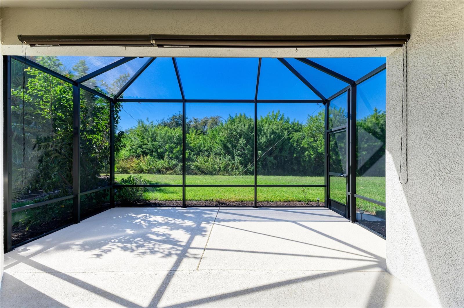 Image 39 of 63 For 350 River Enclave Court