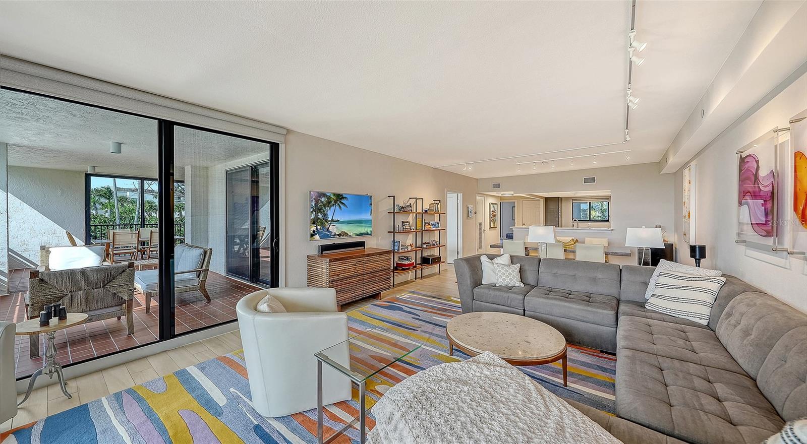 Image 10 of 64 For 1465 Gulf Of Mexico Drive 106