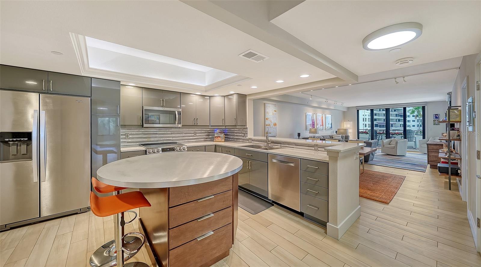 Image 18 of 64 For 1465 Gulf Of Mexico Drive 106