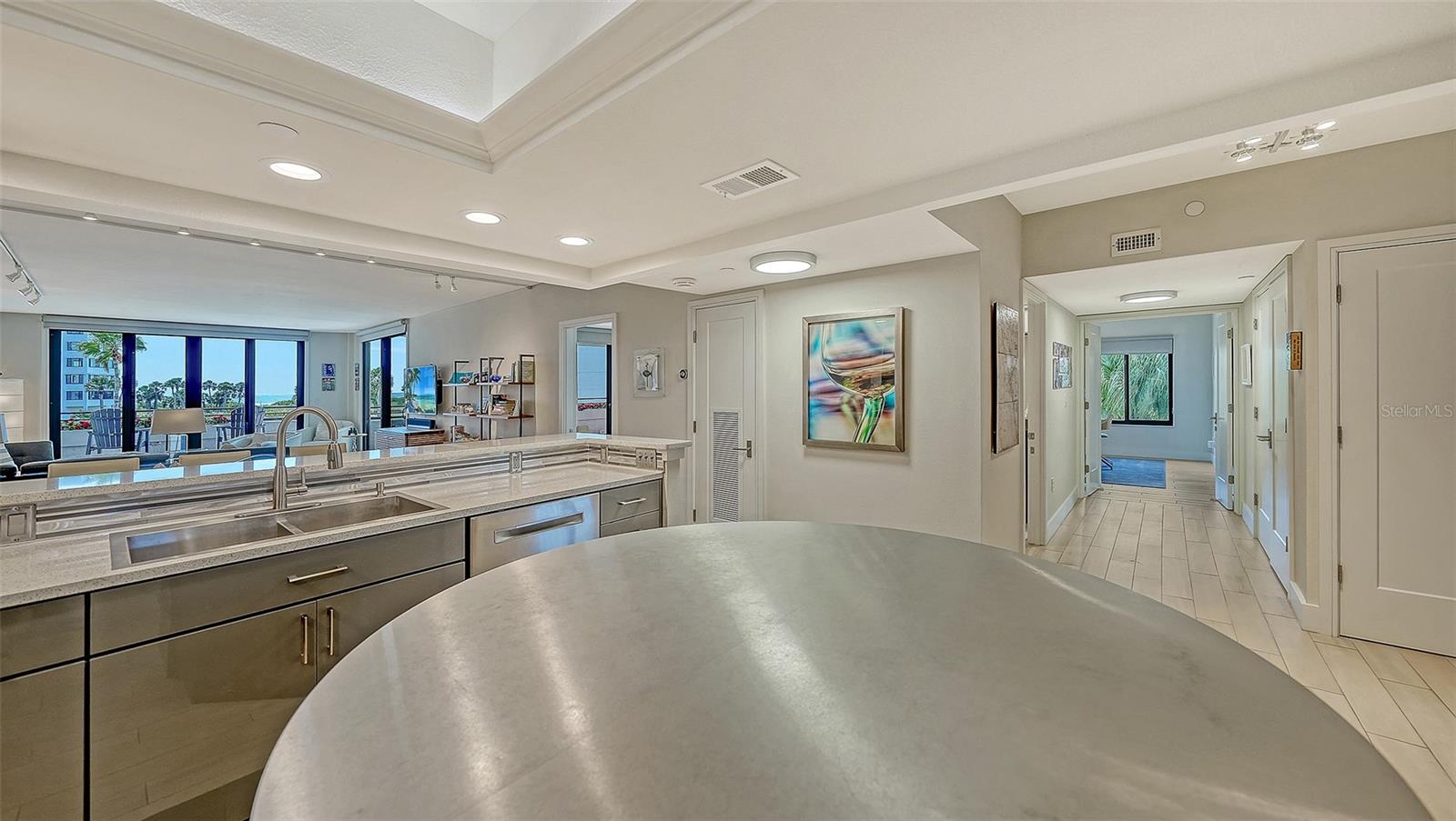 Image 20 of 64 For 1465 Gulf Of Mexico Drive 106