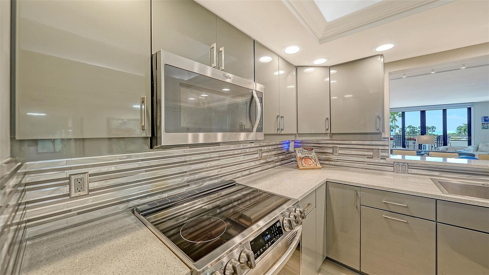 Image 21 of 64 For 1465 Gulf Of Mexico Drive 106