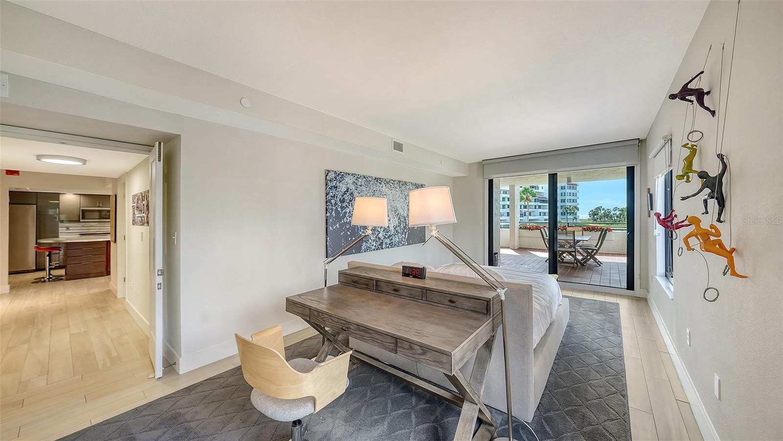 Image 27 of 64 For 1465 Gulf Of Mexico Drive 106