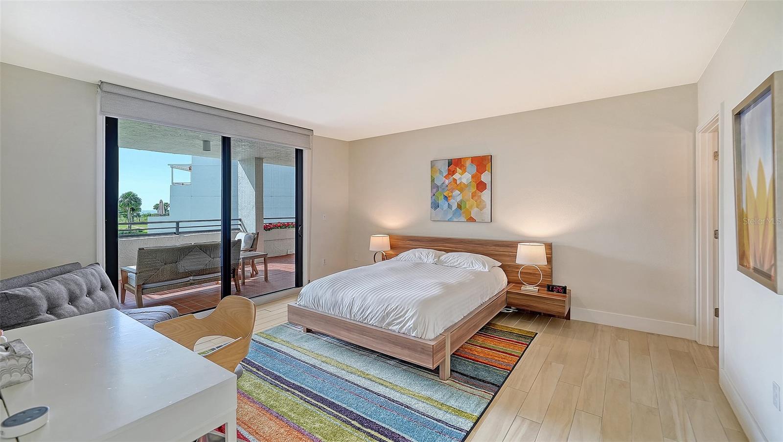 Image 31 of 64 For 1465 Gulf Of Mexico Drive 106