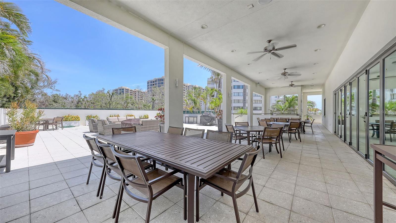 Image 48 of 64 For 1465 Gulf Of Mexico Drive 106