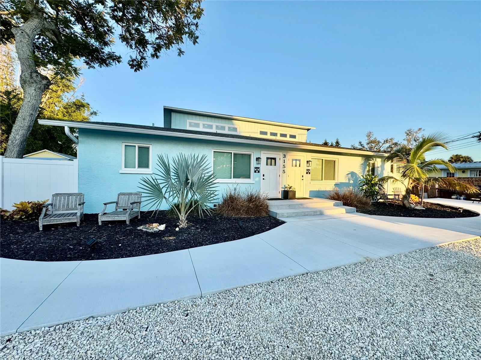 Image 2 of 84 For 3155 Waterside Drive