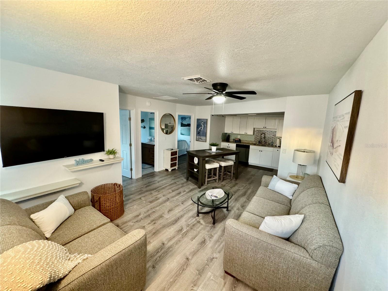 Image 38 of 84 For 3155 Waterside Drive