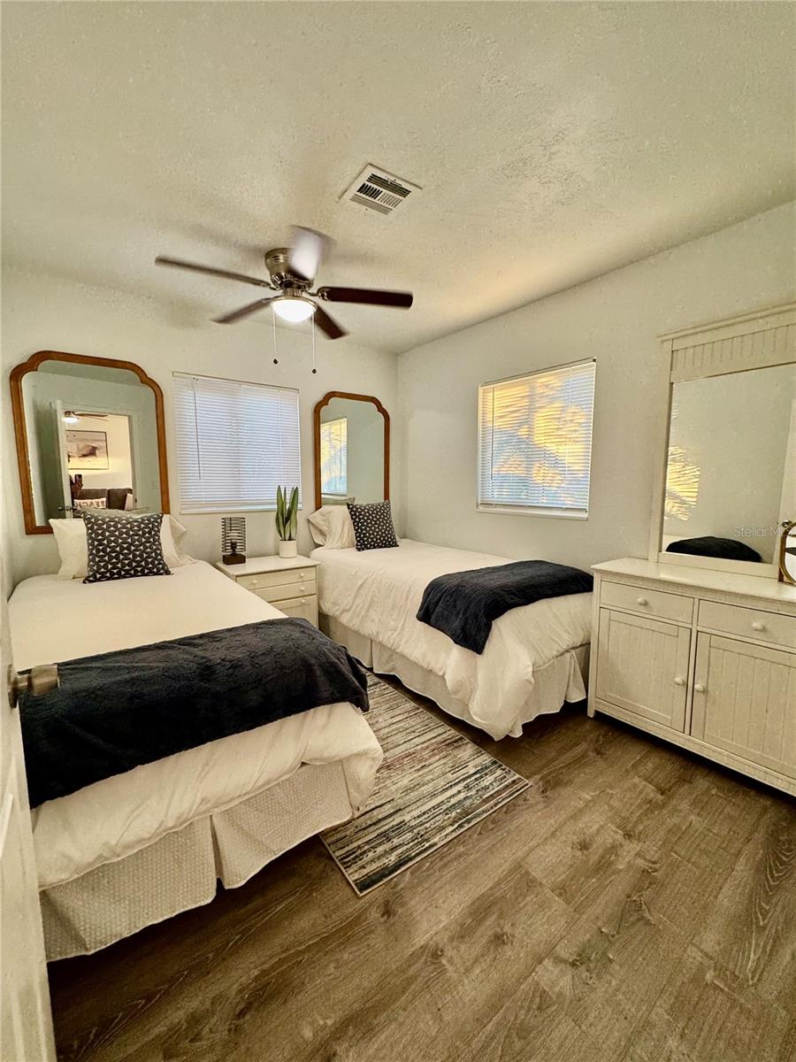 Image 45 of 84 For 3155 Waterside Drive