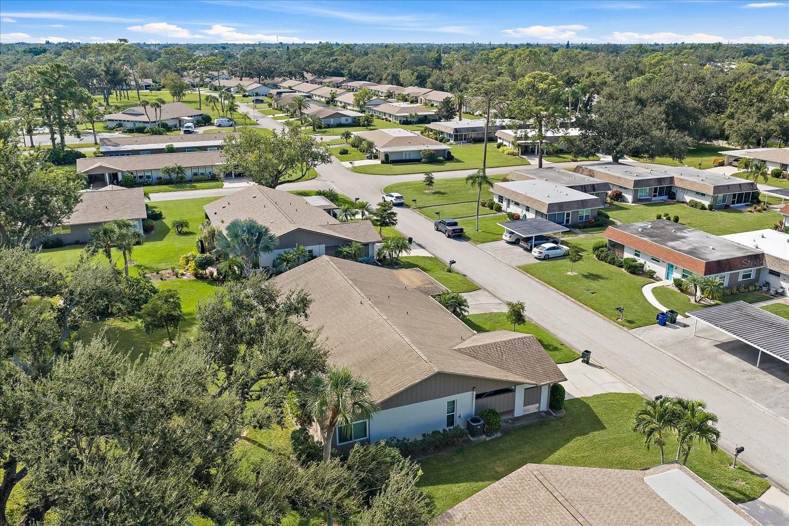 Image 31 of 33 For 1349 Grand Boulevard 1006