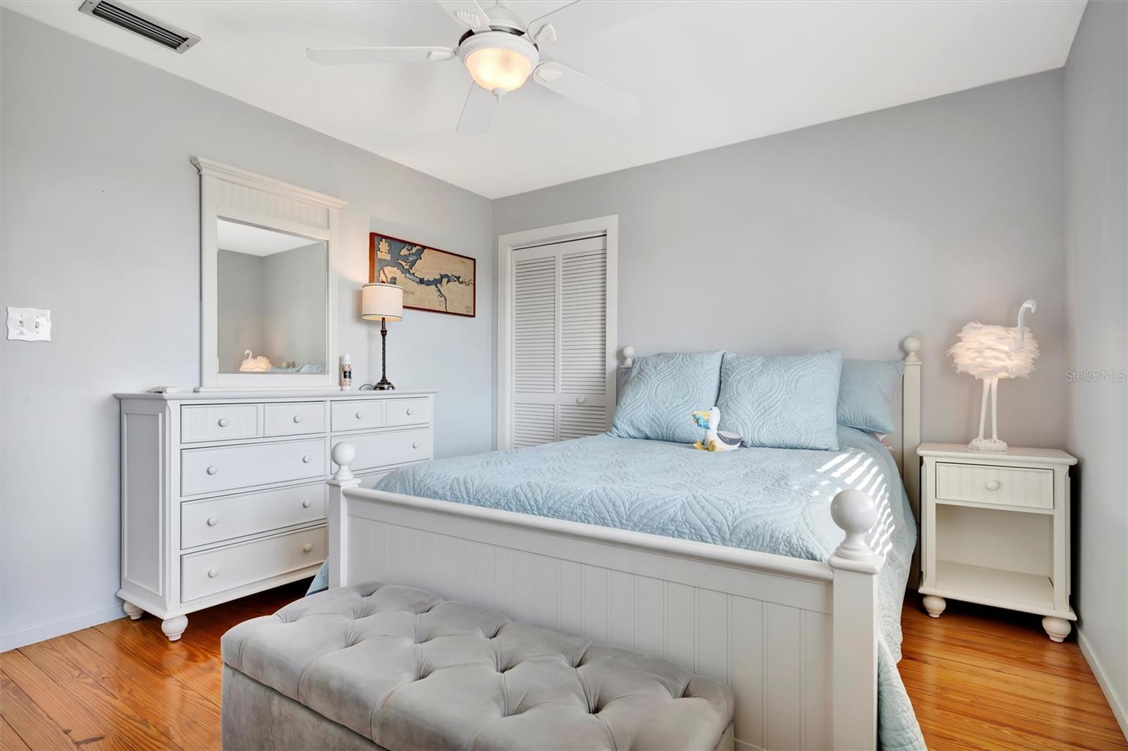 Image 39 of 98 For 1841 Bayshore Drive