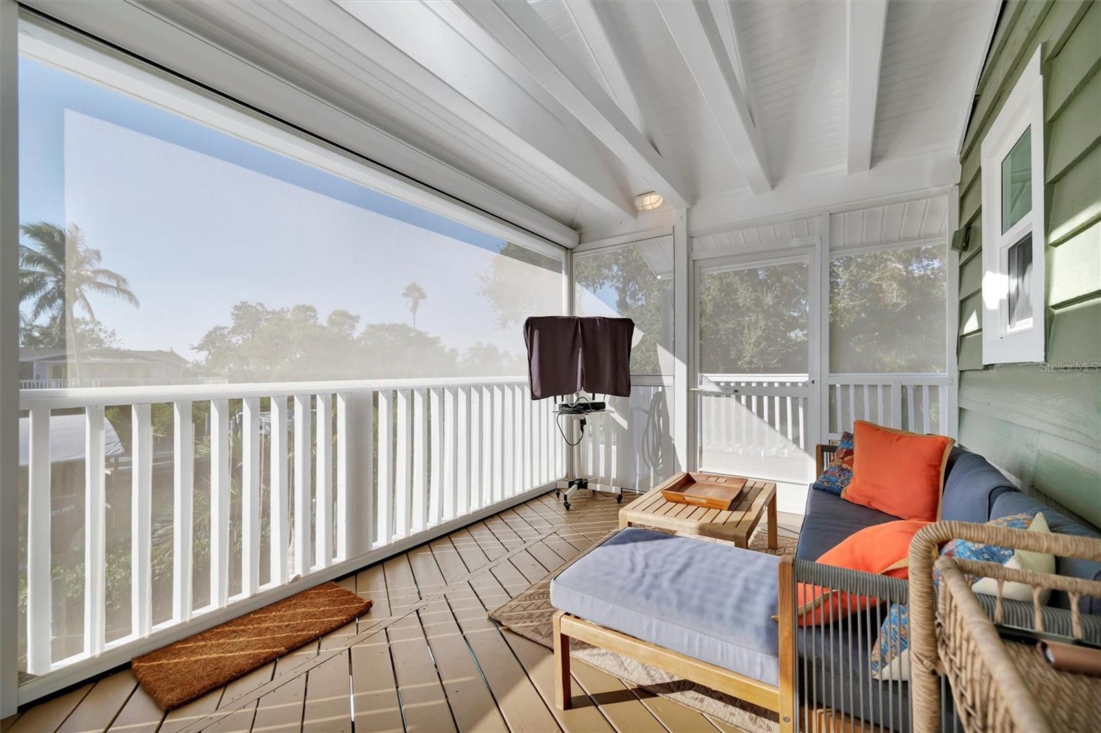 Image 43 of 98 For 1841 Bayshore Drive