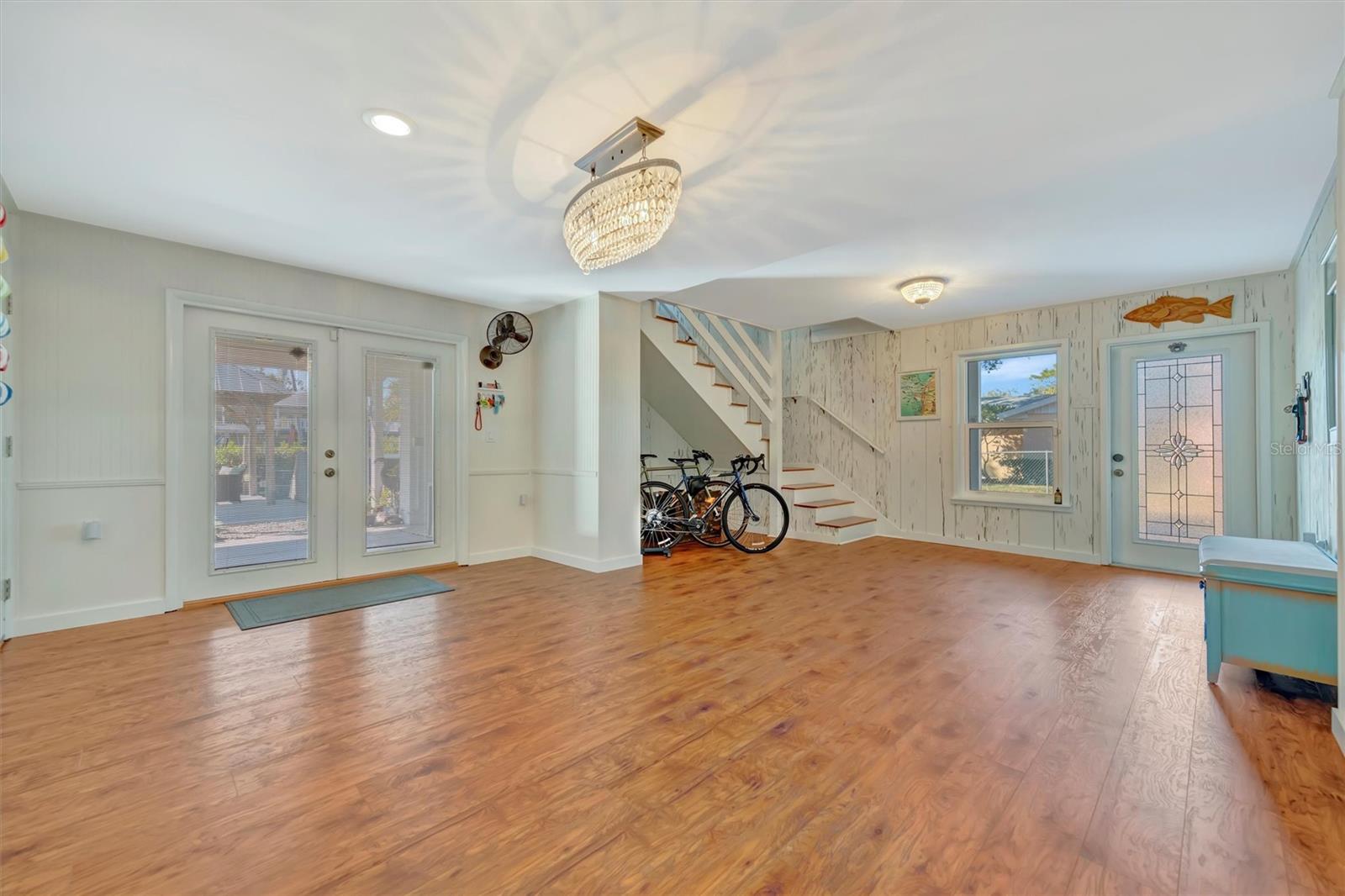 Image 50 of 98 For 1841 Bayshore Drive