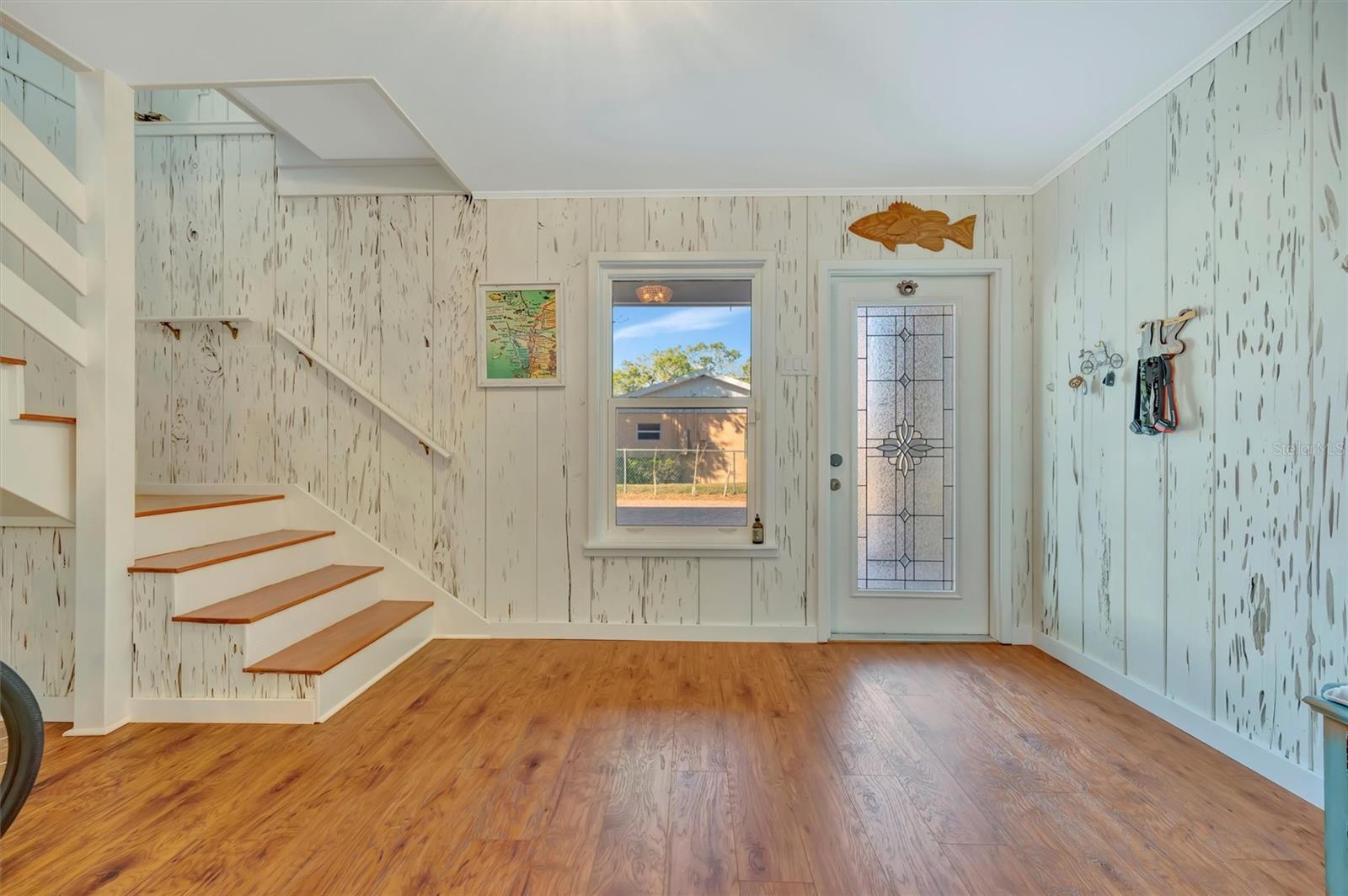 Image 51 of 98 For 1841 Bayshore Drive